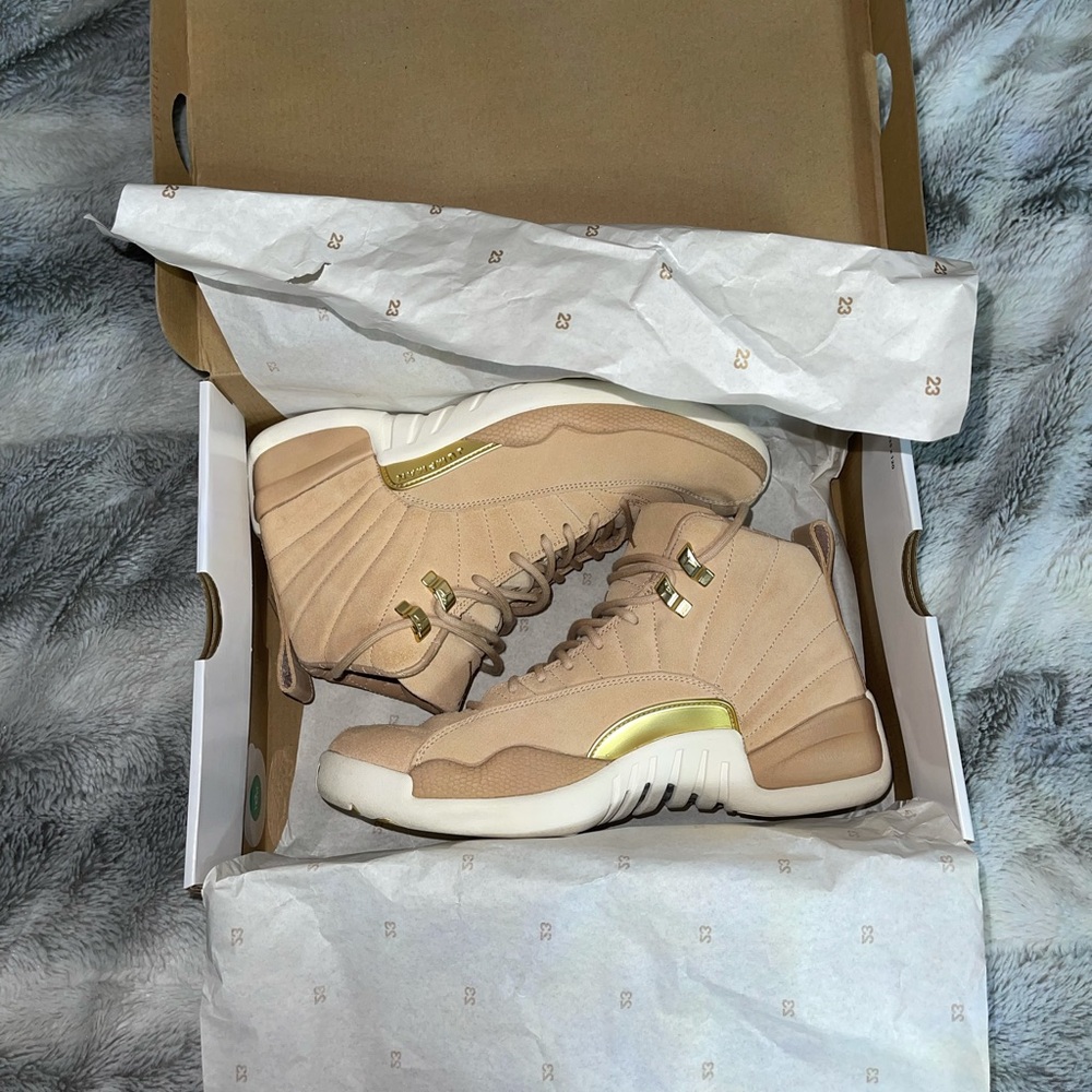 Jordan 12 Vachetta Tan